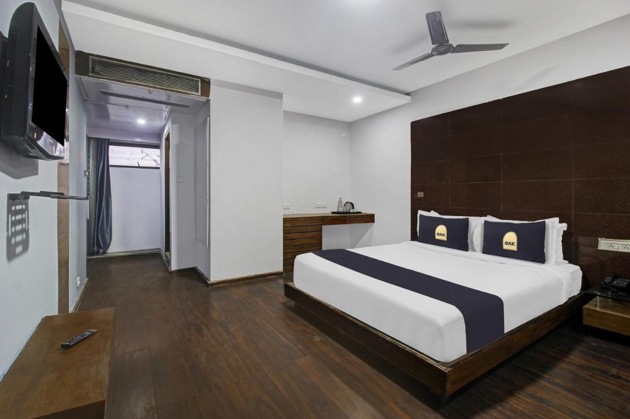Townhouse Oak The Margi Hotel Near Yosufguda Metro Station Hyderabad Exteriör bild