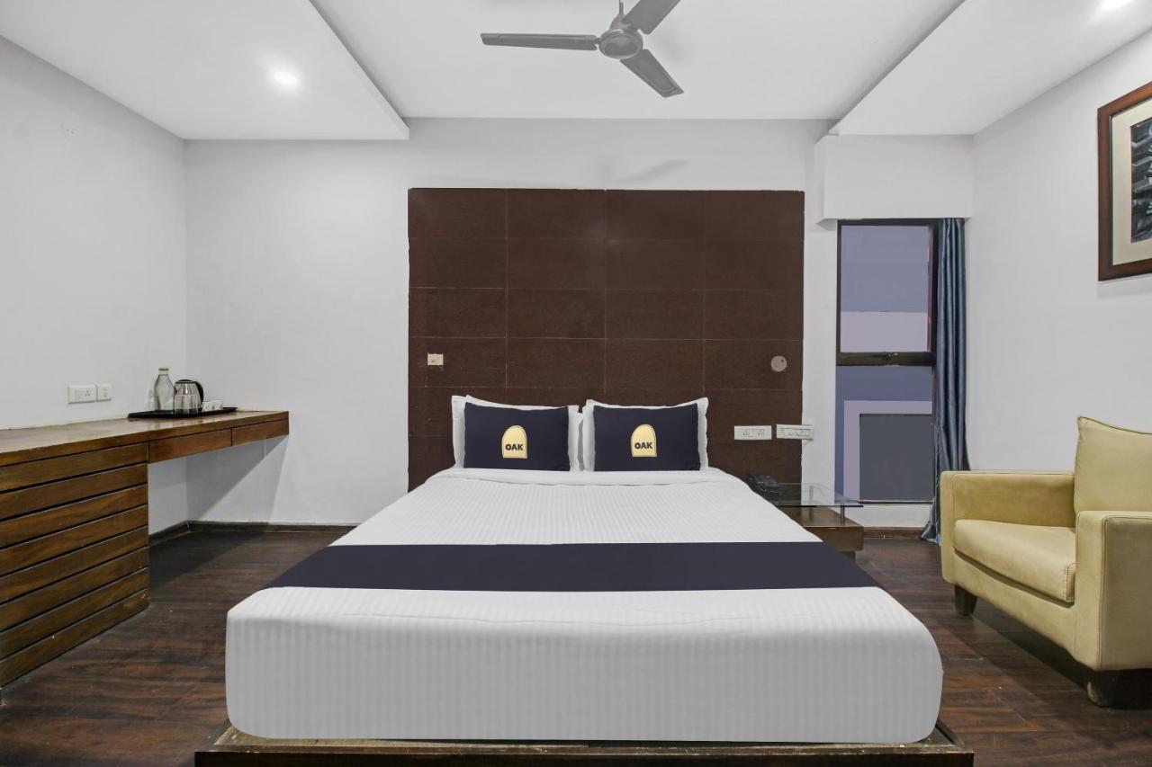 Townhouse Oak The Margi Hotel Near Yosufguda Metro Station Hyderabad Exteriör bild