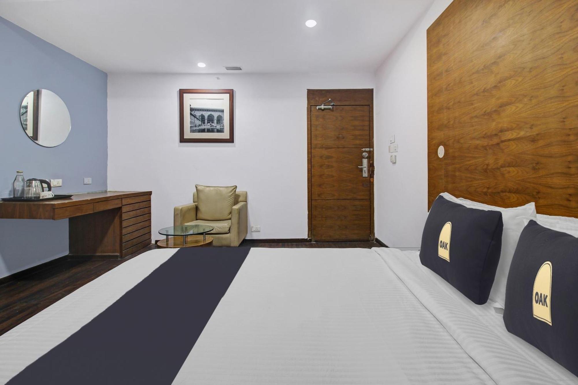 Townhouse Oak The Margi Hotel Near Yosufguda Metro Station Hyderabad Exteriör bild