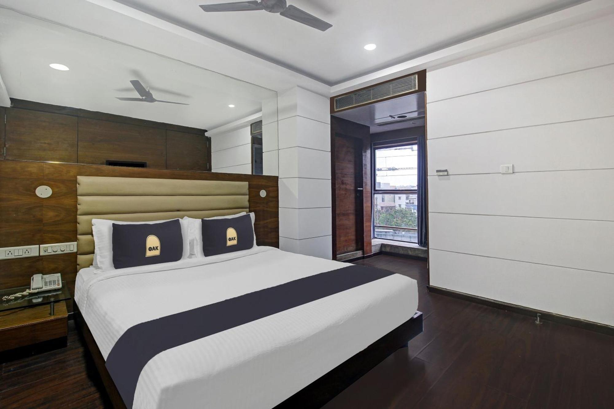 Townhouse Oak The Margi Hotel Near Yosufguda Metro Station Hyderabad Exteriör bild