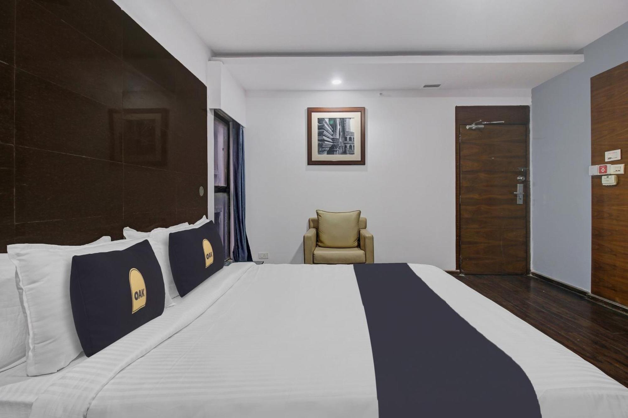 Townhouse Oak The Margi Hotel Near Yosufguda Metro Station Hyderabad Exteriör bild