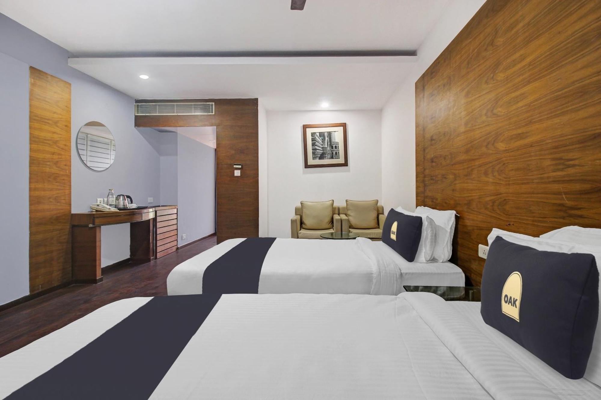 Townhouse Oak The Margi Hotel Near Yosufguda Metro Station Hyderabad Exteriör bild
