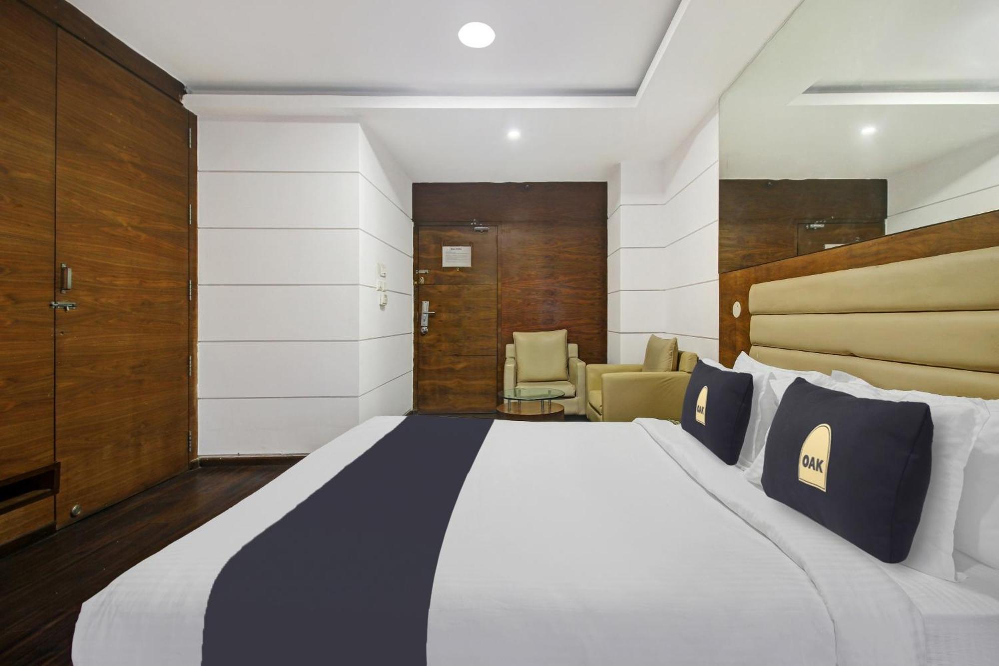 Townhouse Oak The Margi Hotel Near Yosufguda Metro Station Hyderabad Exteriör bild