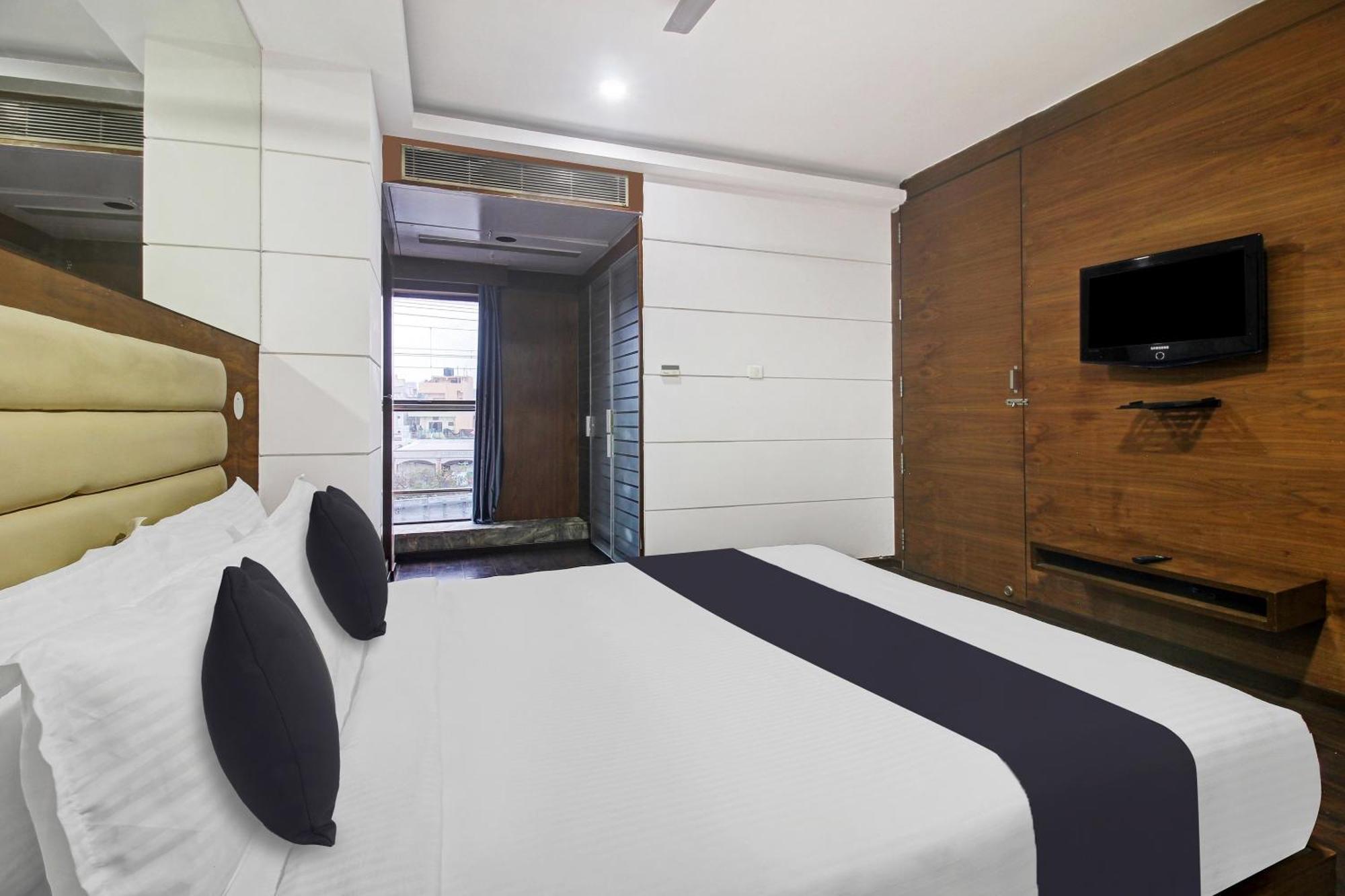 Townhouse Oak The Margi Hotel Near Yosufguda Metro Station Hyderabad Exteriör bild