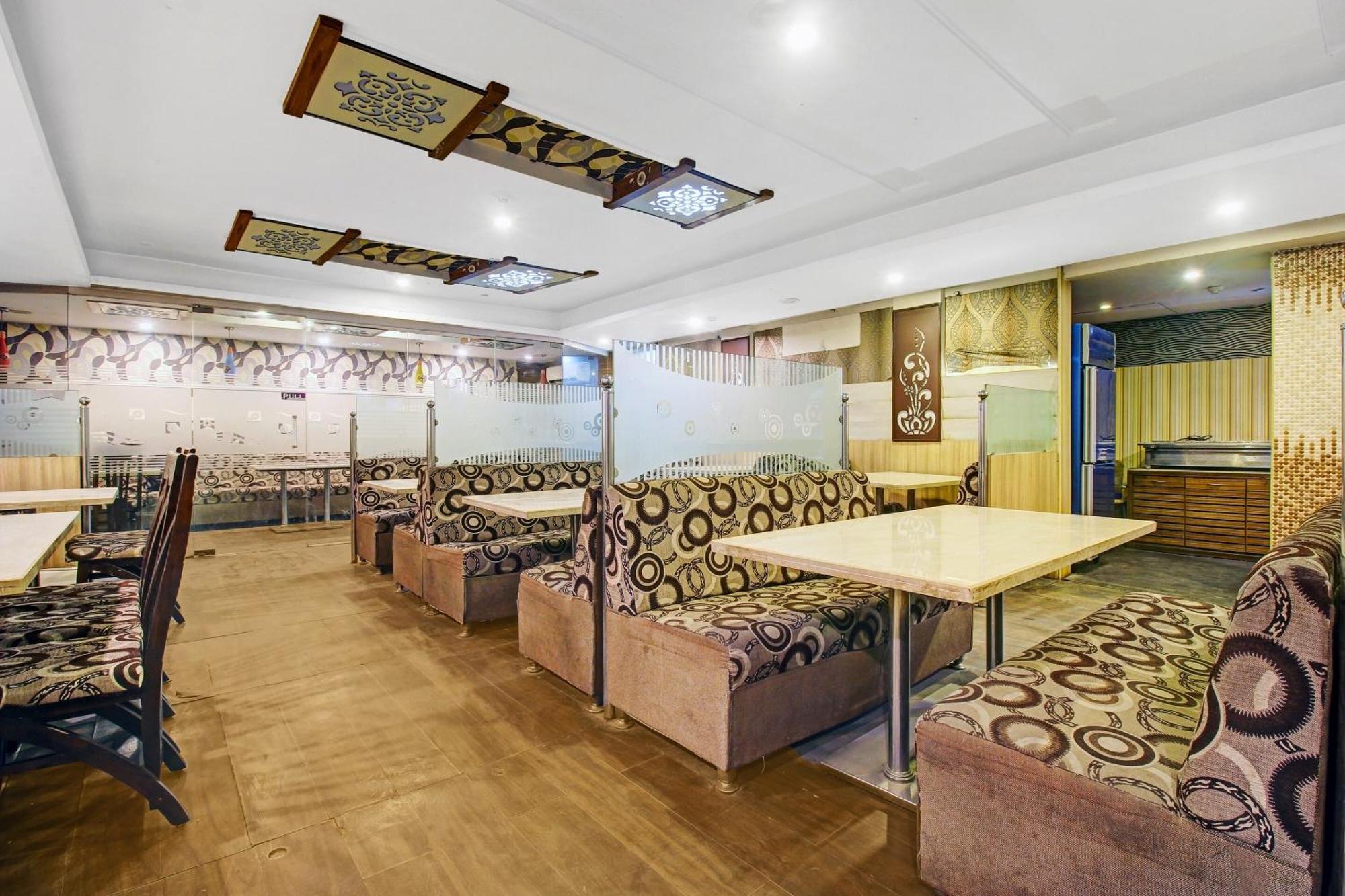 Townhouse Oak The Margi Hotel Near Yosufguda Metro Station Hyderabad Exteriör bild